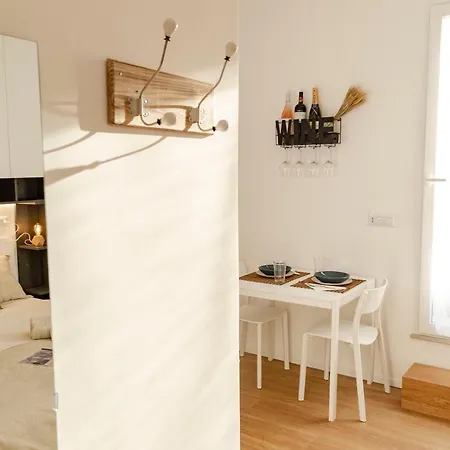 Apartment Apulialux Penthouse & Garden Con Spa In Centro *